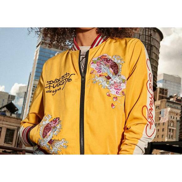 NEW ED HARDY women's koi cranes souvenir jacket in gold white - Picture 3 of 4